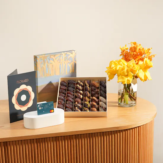 Floward Card 50 USD | Bright Flower Vaes
