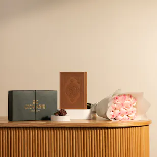 Giovanni Dark Nuts Caramelized Big Box | Tip of The Day Brown Holy Quran and Delight Flowers 