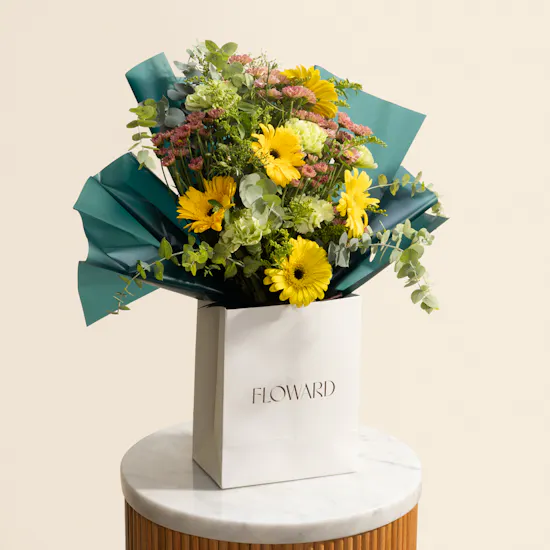 Soft Radiance Flowers Bouquet