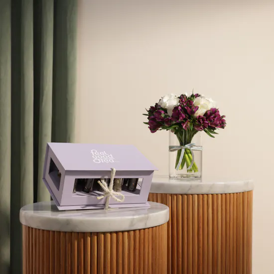 Feel Good Tea Lavender Discovery Box | Dreamy Romantic Flower Vase