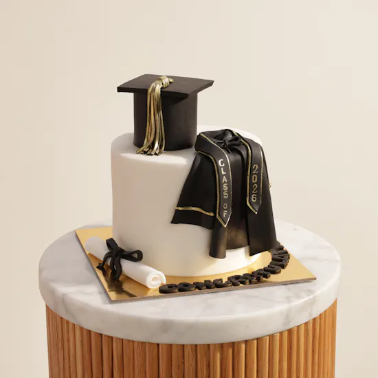 Floward Black and White Class of 2026 Graduation Cake