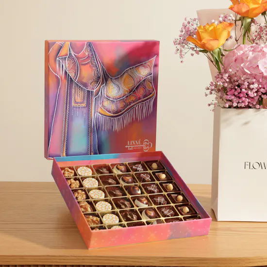Linne Omani Women’s Day Her Tribute Chocolate Box | Delicate Flowers