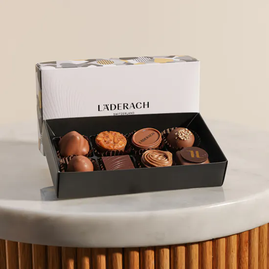 Läderach Assorted Praline Box | 8 Pieces