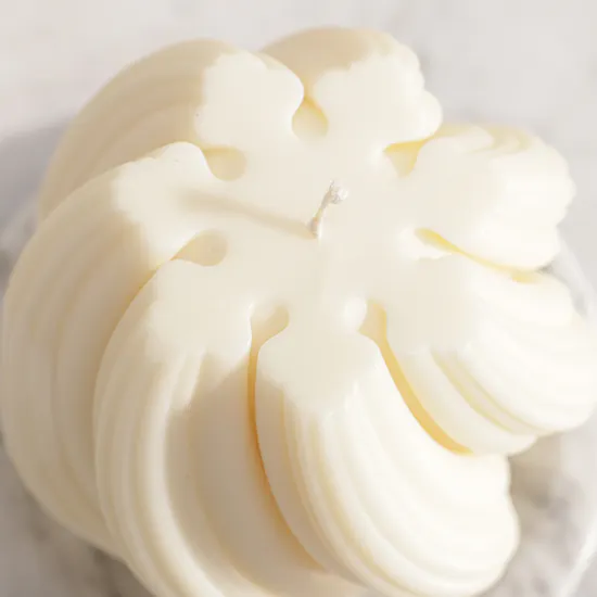 شمعة معطرة كيندلنج من ميلوسا