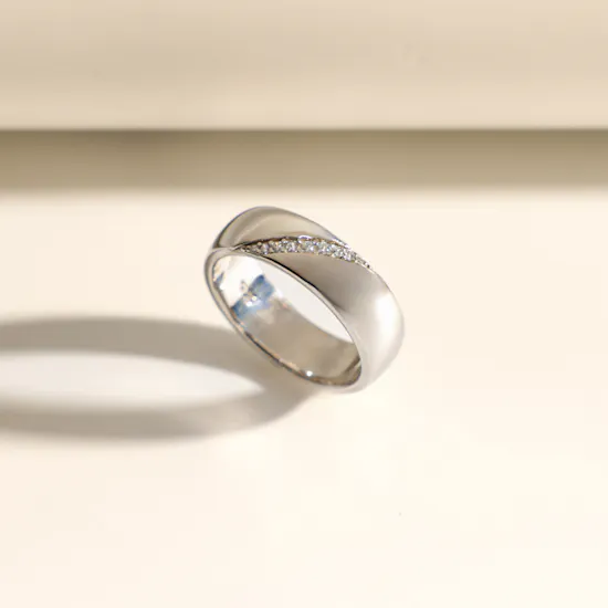 Floward Silver Whisper Unisex Ring | Size 6