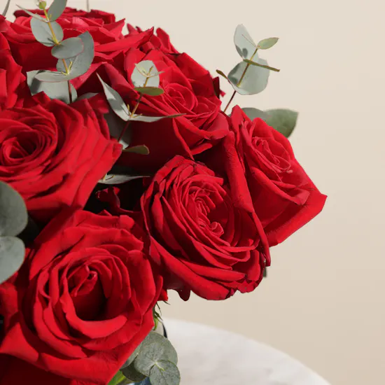 Wondergifts Happy Valentine's Gift Experience Box | Real Love Flowers