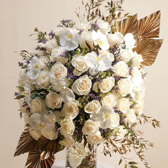 مزهرية العاطفة النقية