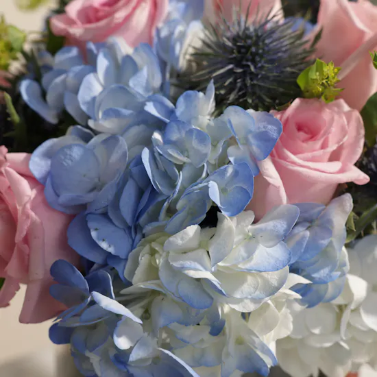 Lusrto Stellarosa Necklace | Elegant Blooms Vase