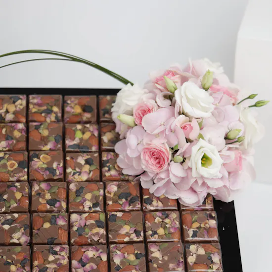 Floward Chocolates Tray | Pink Baby Rose