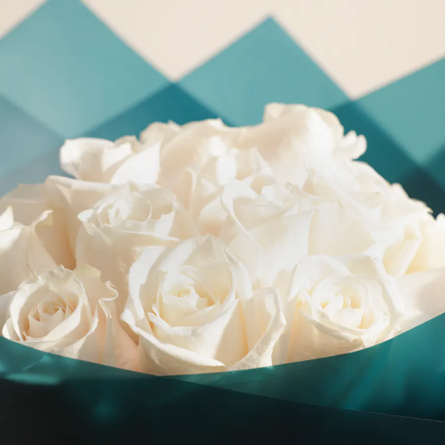 Moonlight Beauty Rose Bouquet 3