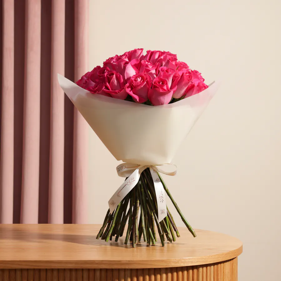 Charming Fuchsia Roses Bouquet 4