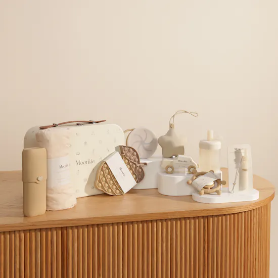 Moonkie Luxe On The Go Beige Gift Set