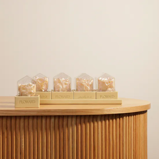 Preserved Satin Roses Favors Tray