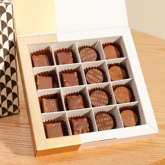 Abucci Black and Gold Chocolates Box | 16 Pieces
