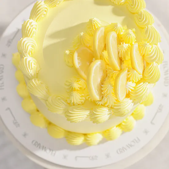 Floward Lemon Yellow Cake