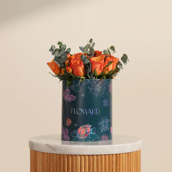 Cheerful Orange Rose Box | 23 Flowers