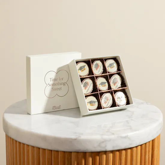 Floward Graduation Mix Chocolate Box