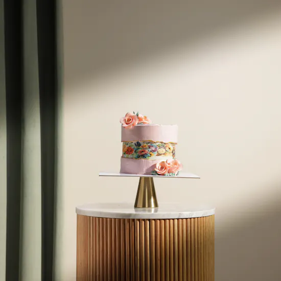 Floward Pinkish Roses Cake