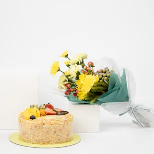 Decorating Memories Fruit Cake | Bloomg Bouquet