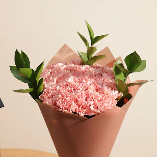 Floward Graduation Chocolates Box | Attractive Flowers