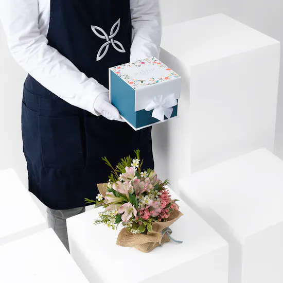 Orange Blossom Candle | Pink Alstroemeria