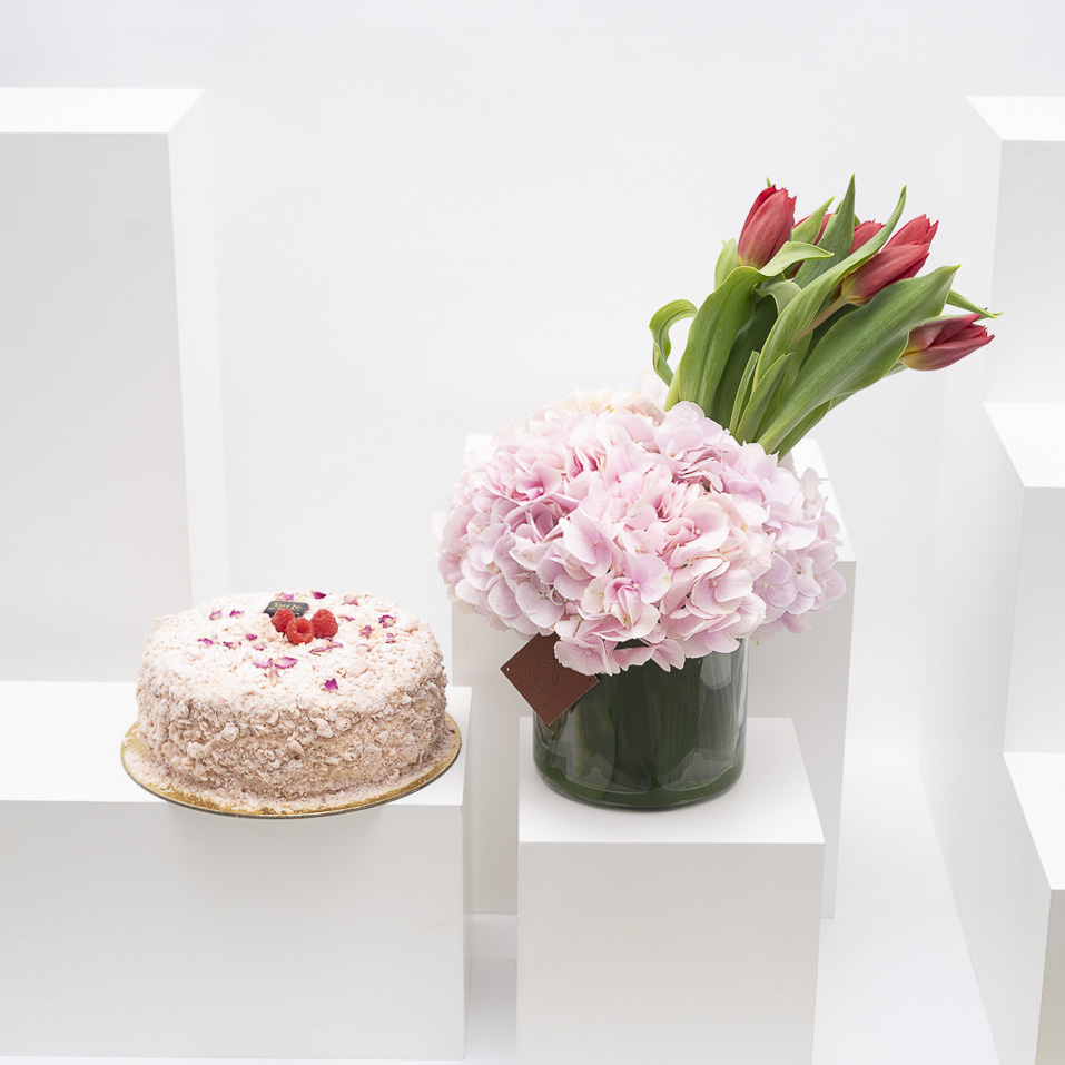 كيك لا في إن دي روز من سكر الندى | زهور