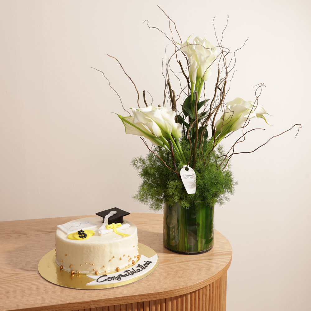 كيك التخرج مع هلن | عبق النجاح