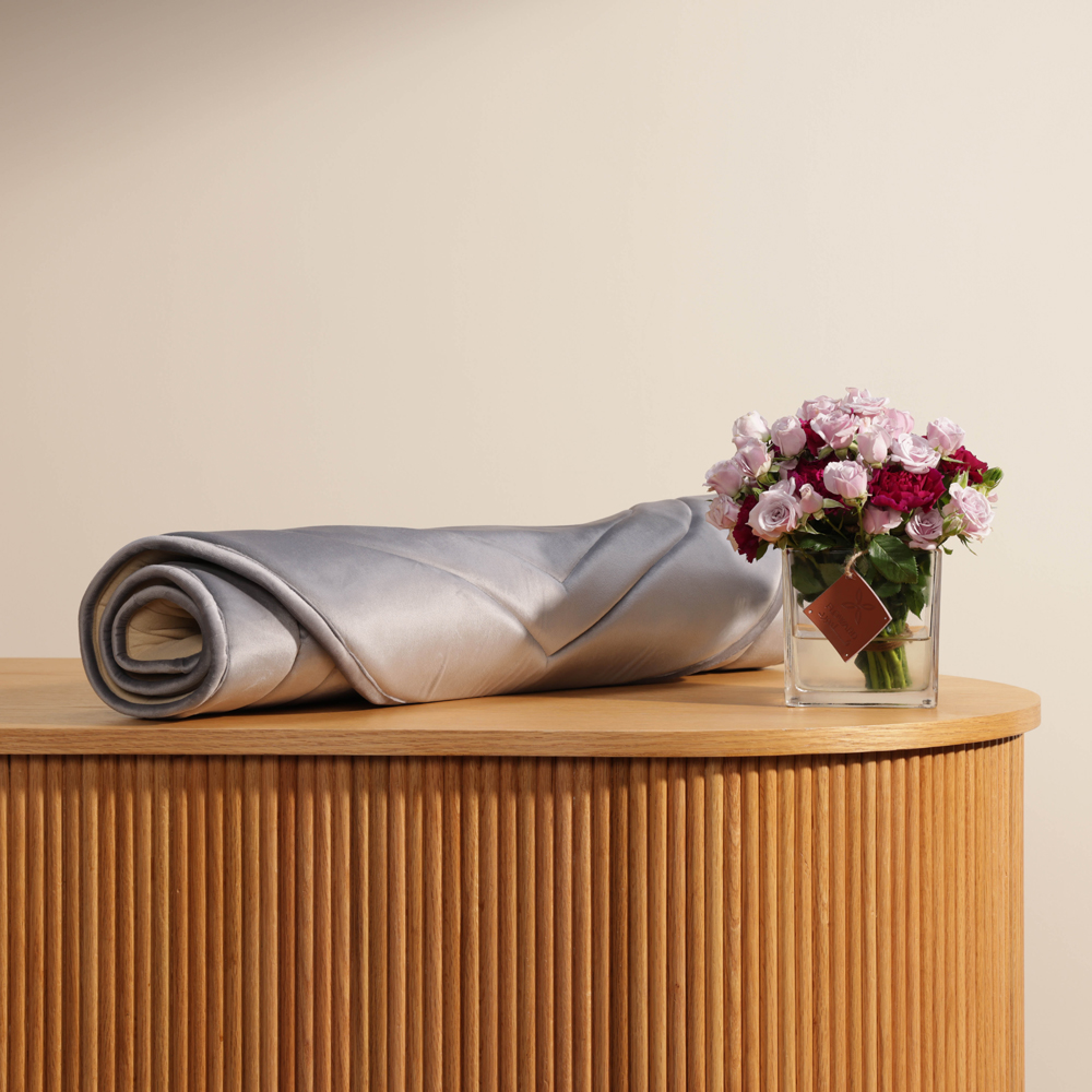 Gray Prayer Mat | Beautiful Flowers