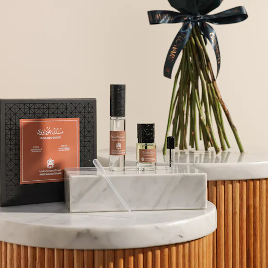 Abdul Samad Al Qurashi Musk Oud Wood | Heartfelt Harmony Flowers
