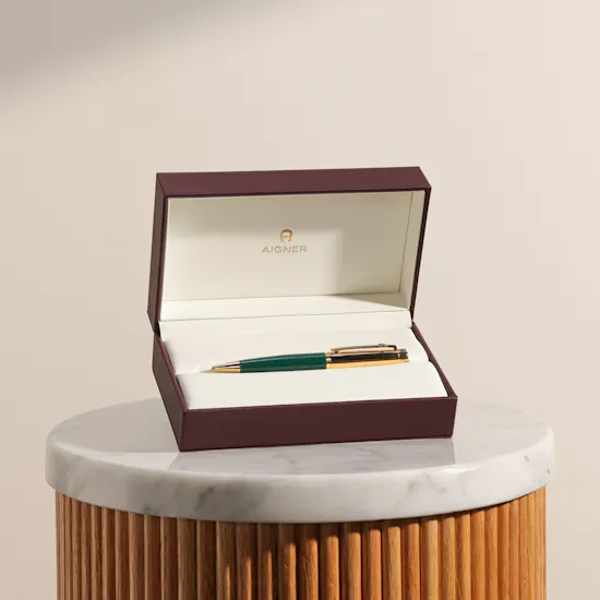 Aigner Fashion Green and Gold Pen