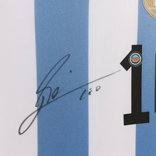 Messi Argentina World Cup 2022 Champions Signed T-Shirt