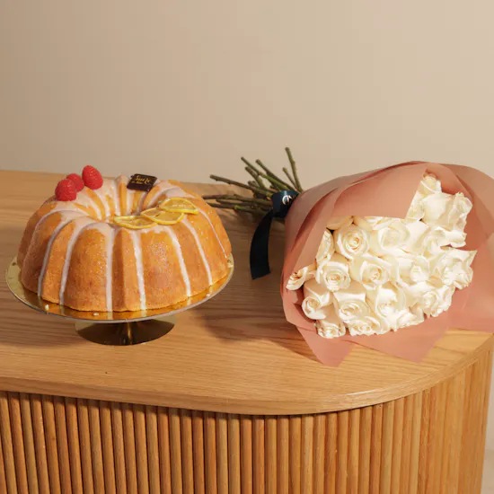 Sucre De Nada Lemon Cake | Roses