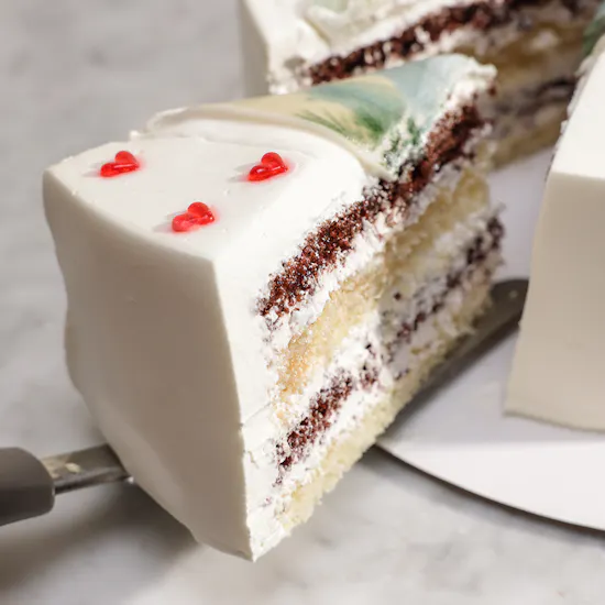 Mister Baker Personalized Love Photo Cake
