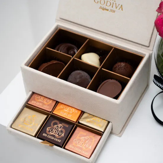 Godiva Royal Mini Box | Flowers Vase