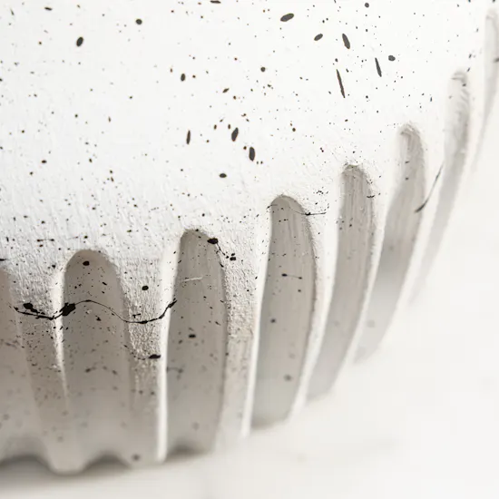 Ukiyo Whispering White Gypsophila Covey Vase