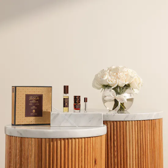 Abdul Samad Al Qurashi Elite Agarwood Oil | Serene White Roses Vase