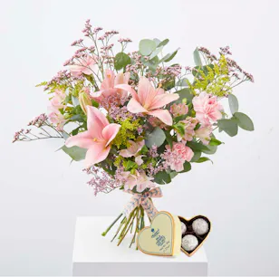 Charbonnel & Walker Truffle Heart Box | Flowers letterbox Charbonnel & Walker Truffle Heart Box | Flowers letterbox