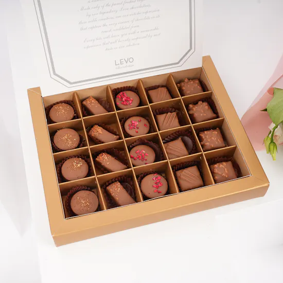 Levo Chocolate Small Box |Alstromeria Bouquet