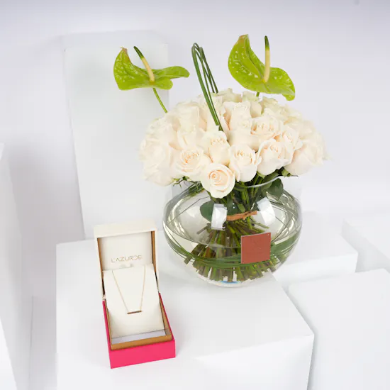 L'azurde Iconic Brand Gold Necklace | Roses Vase
