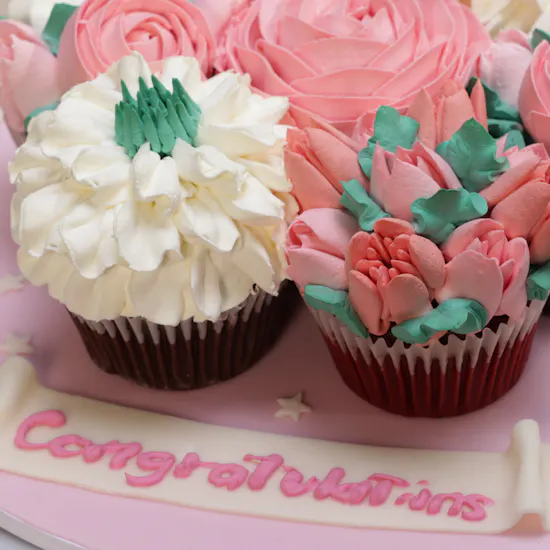 Floward Congrats Floral Cupcakes