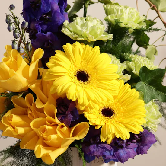 Floward Birthday Chocolates and Cake | Glamorous Flowers