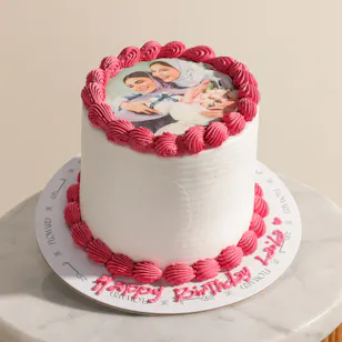 Floward Personalized Fuchsia and White Photo Cake