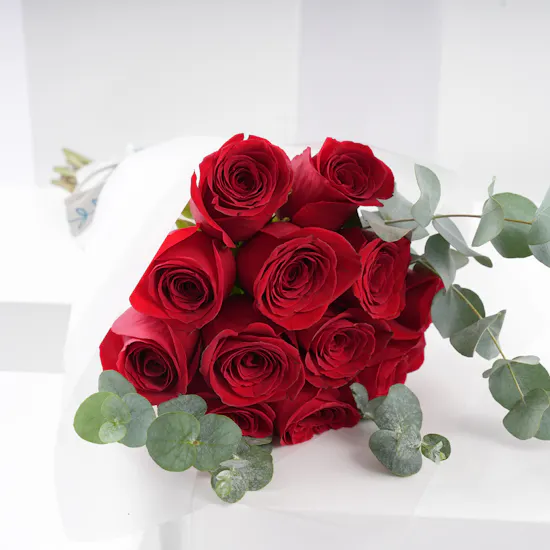 Mubkhar Oud Hair Mist | 12 Red Roses