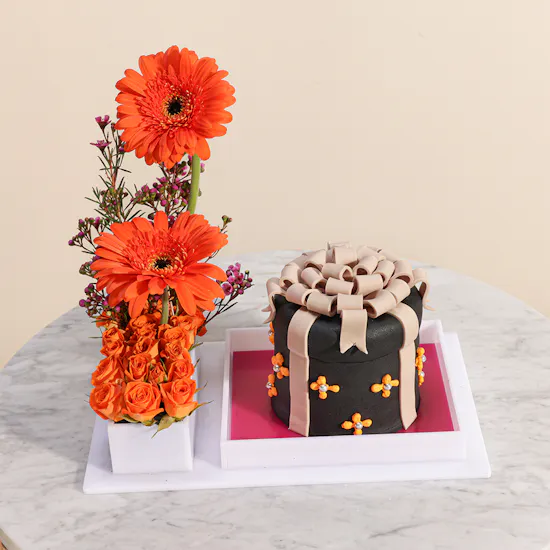 Floward Mini Chocolate Cake | Shiny Orange Flowers
