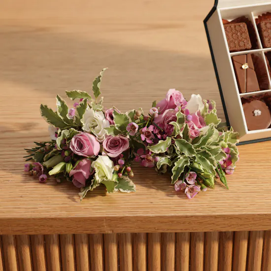 Floward Small Chocolate Box | Delicate Flowers