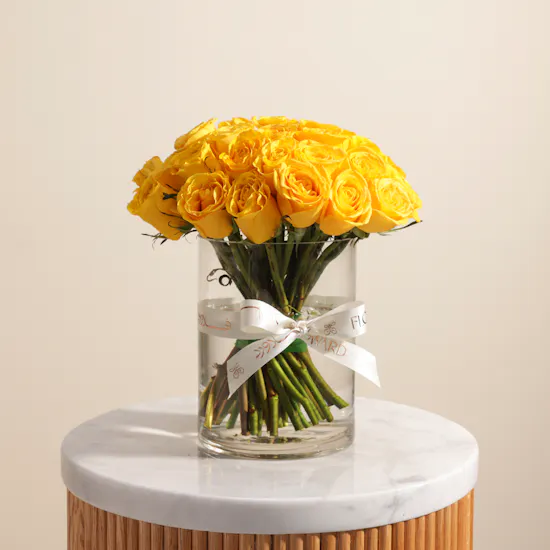 Sunshine Splendor Vase | 35 Roses