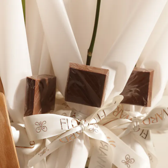 Floward Essence of Heritage Chocolate and White Rose Favor Basket