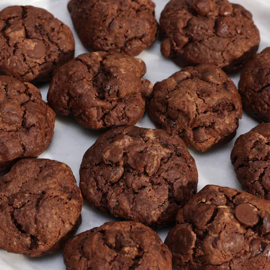 Mathaaq Double Chocolate Cookies Box