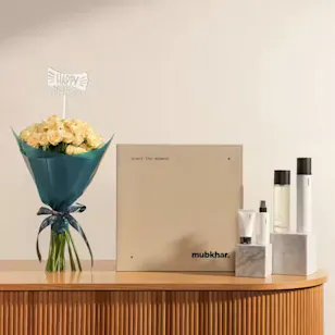 Pink Roses | Square Vase
