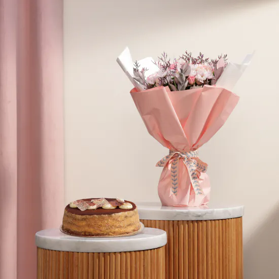 Floward Coffee Cake | Birthday Flowers Bouquet
